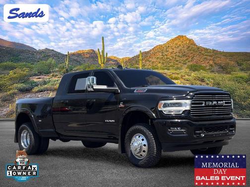 Diamond Black Crystal Pearlcoat 2022 RAM 3500 Laramie Mega Cab 4x4 6'4' Box