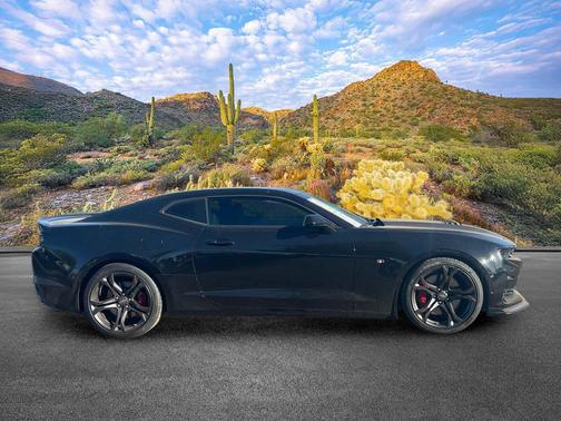 Black 2021 Chevrolet Camaro 1SS