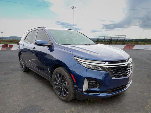 Blue Glow Metallic 2022 Chevrolet Equinox FWD RS