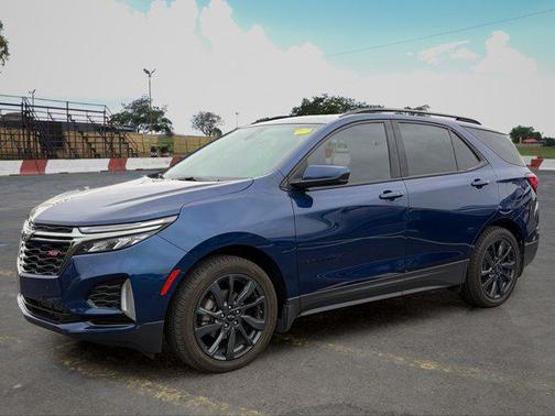 Blue Glow Metallic 2022 Chevrolet Equinox FWD RS