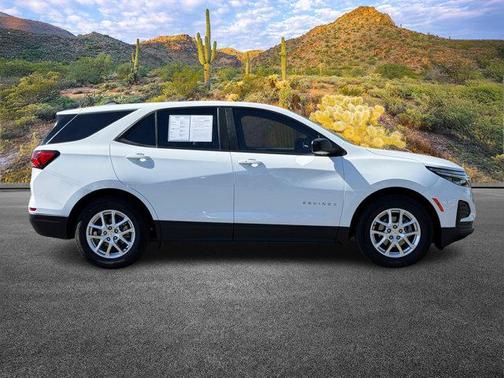 2022 Chevrolet Equinox LS