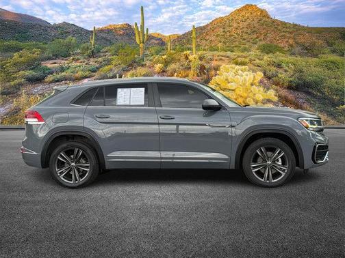 2021 Volkswagen Atlas Cross Sport 3.6L V6 SE w/Technology R-Line