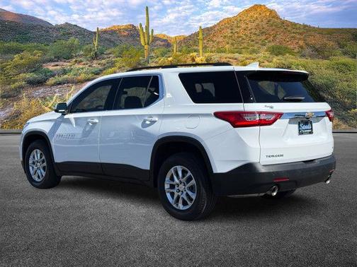 2021 Chevrolet Traverse LT Cloth