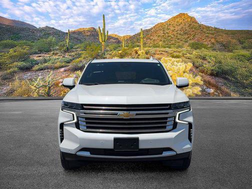 Iridescent Pearl Tricoat 2023 Chevrolet Tahoe 4WD High Country
