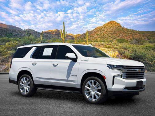 Iridescent Pearl Tricoat 2023 Chevrolet Tahoe 4WD High Country
