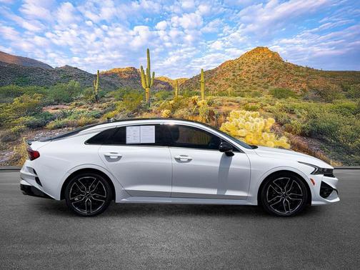 Glacial White Pearl 2024 Kia K5 GT