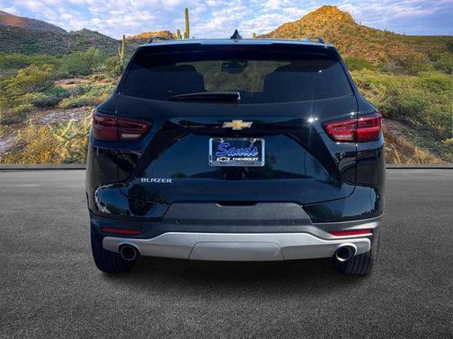 2025 Chevrolet Blazer 2LT