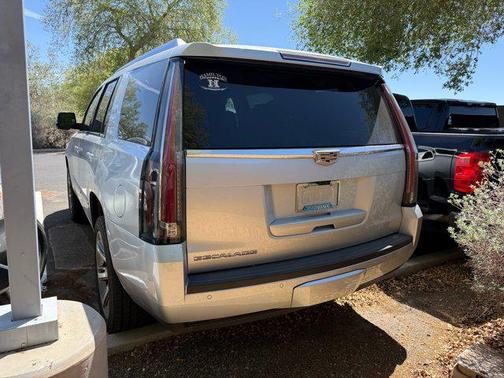 2017 Cadillac Escalade Premium Luxury