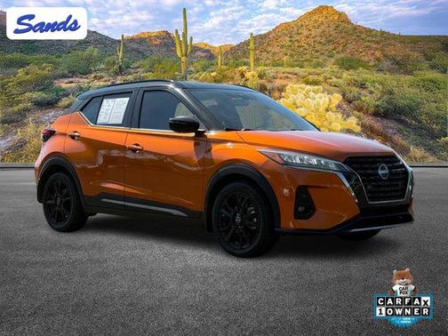 2022 Nissan Kicks SR