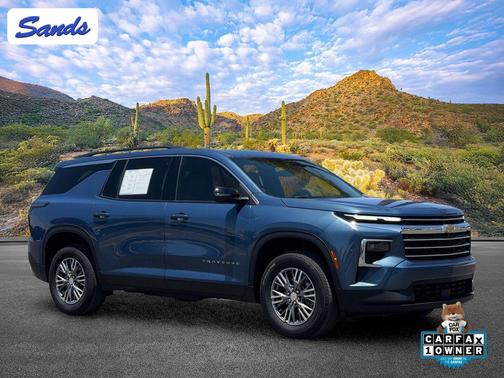 Lakeshore Blue Metallic 2025 Chevrolet Traverse LT
