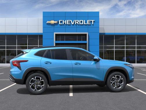 Marina Blue Metallic 2026 Chevrolet Trax LT