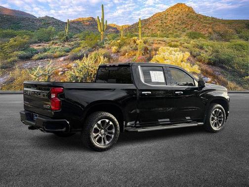 Black 2022 Chevrolet Silverado 1500 Limited High Country
