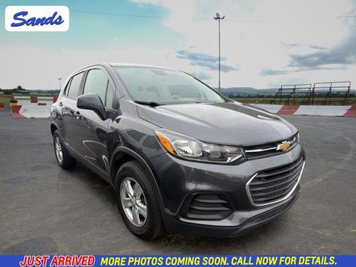 Nightfall Gray Metallic 2019 Chevrolet Trax LS