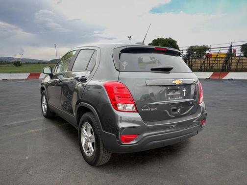 Nightfall Gray Metallic 2019 Chevrolet Trax LS