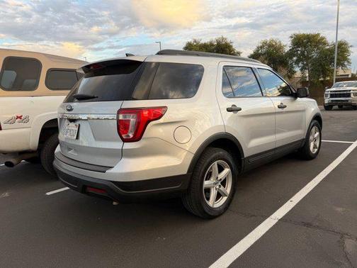 2018 Ford Explorer Base