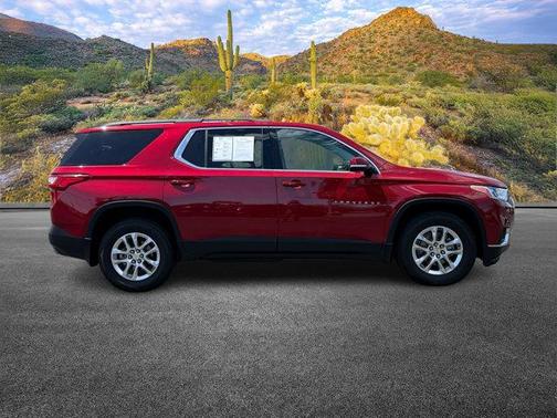 2020 Chevrolet Traverse LT Leather