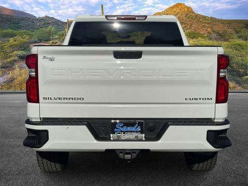 2021 Chevrolet Silverado 1500 Custom