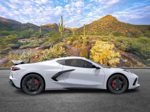 Arctic White 2026 Chevrolet Corvette Stingray w/1LT