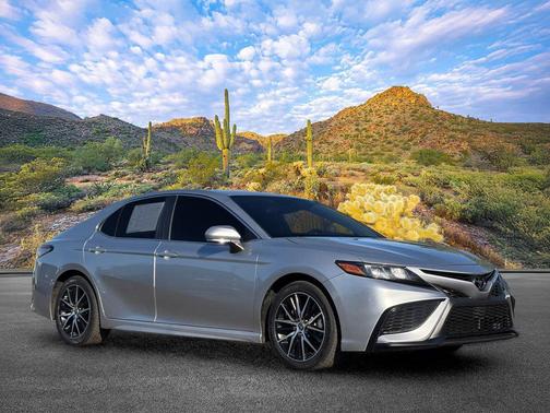 Celestial Silver Metallic 2023 Toyota Camry SE