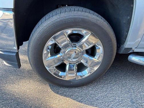 Silver Ice Metallic 2018 Chevrolet Silverado 1500 LTZ