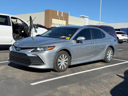 2024 Toyota Camry Hybrid LE