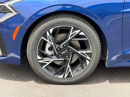 Yacht Blue 2025 Kia K5 GT-Line