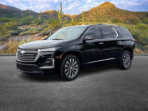 Mosaic Black Metallic 2023 Chevrolet Traverse Premier