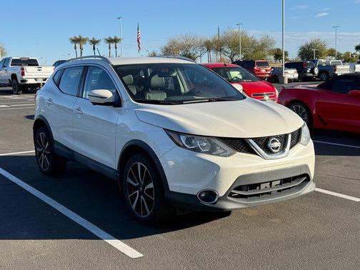 2017 Nissan Rogue Sport SL