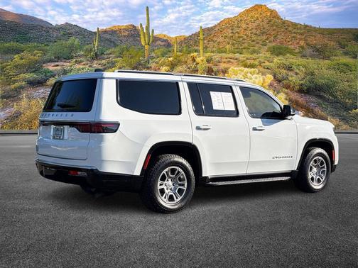 Bright White Clearcoat 2024 Jeep Wagoneer Series I 4x4