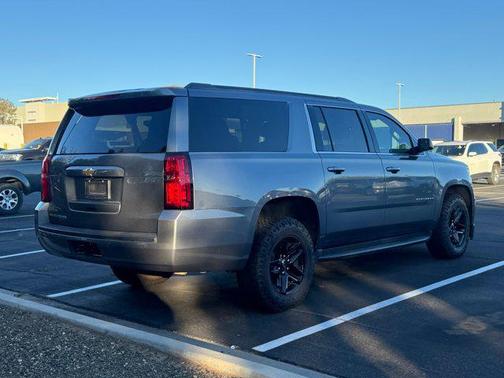 2020 Chevrolet Suburban LS