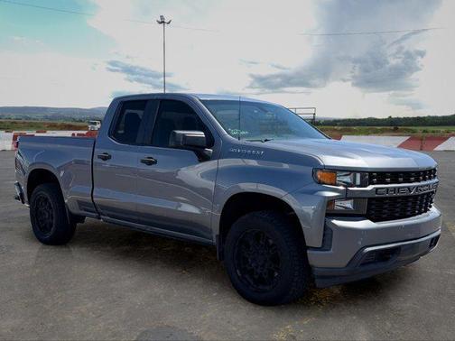 Satin Steel Metallic 2019 Chevrolet Silverado 1500 Custom