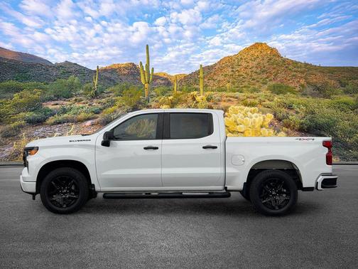 Summit White 2024 Chevrolet Silverado 1500 Custom