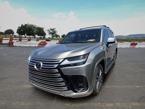 2024 Lexus LX 600 Premium