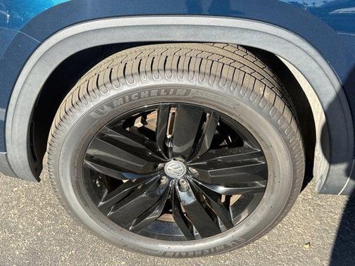 2019 Volkswagen Atlas 3.6L SEL Premium