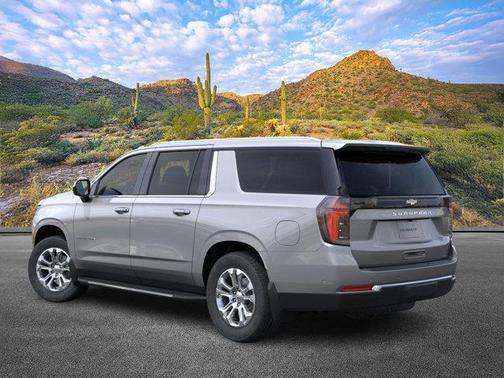 2025 Chevrolet Suburban LS