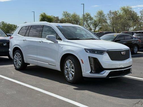 2021 Cadillac XT6 Premium Luxury AWD