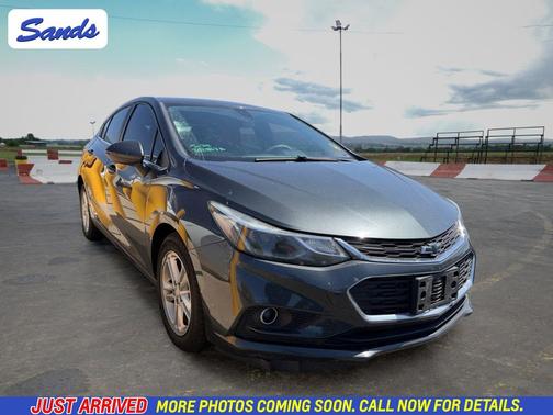 Nightfall Gray Metallic 2018 Chevrolet Cruze LT
