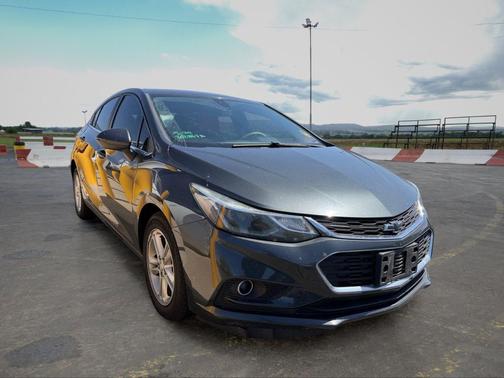 Nightfall Gray Metallic 2018 Chevrolet Cruze LT