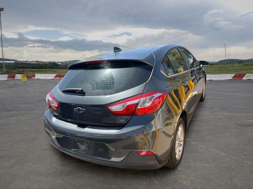 Nightfall Gray Metallic 2018 Chevrolet Cruze LT