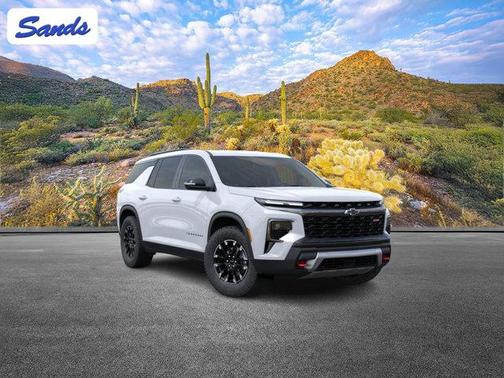 Polar White Tricoat 2026 Chevrolet Traverse AWD Z71