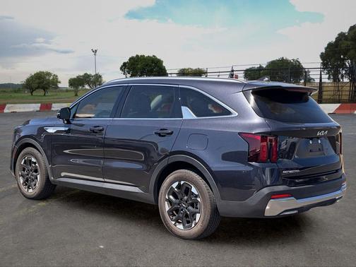 Panthera Metal 2025 Kia Sorento S