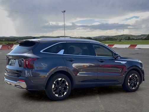 Panthera Metal 2025 Kia Sorento S