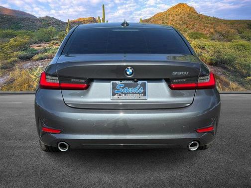 2019 BMW 330 330i