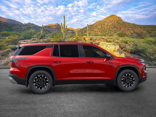 Radiant Red Tintcoat 2026 Chevrolet Traverse AWD Z71