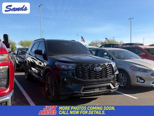 Agate Black Metallic 2025 Ford Explorer ST-Line