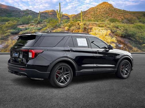 Agate Black Metallic 2025 Ford Explorer ST-Line