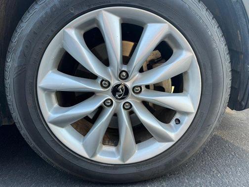 2019 INFINITI QX50 ESSENTIAL