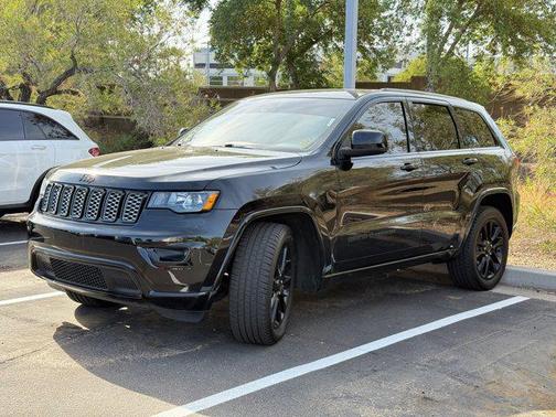 2019 Jeep Grand Cherokee Altitude