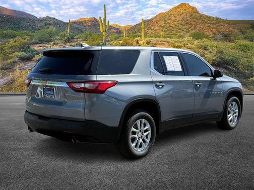 2021 Chevrolet Traverse LS