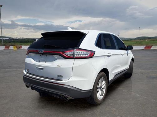 Magnetic Metallic 2017 Ford Edge SEL
